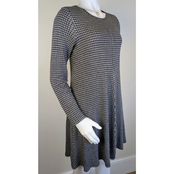 Lou & Gray Loft Swing Dress Small Black White Plaid Ponte Knit Long Sleeve Flowy - Picture 3 of 8